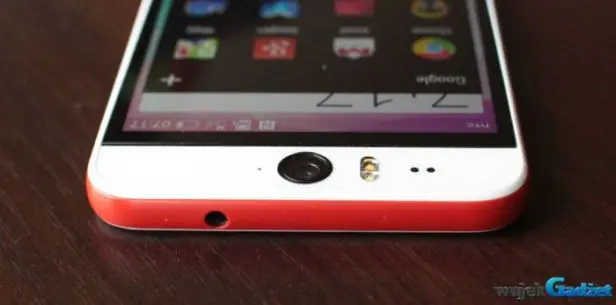 HTC_Desire_Eye_8