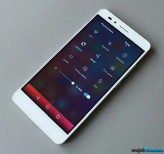 Honor_5X_14