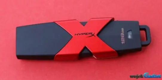 Hyperx_Savage_128GB_3