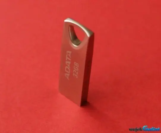 ADATA_UV210_USB_FLASH_DRIVE_32GB_8