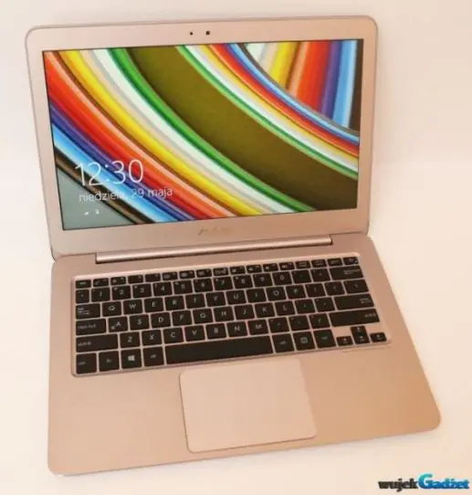 Asus_ZenBook_10