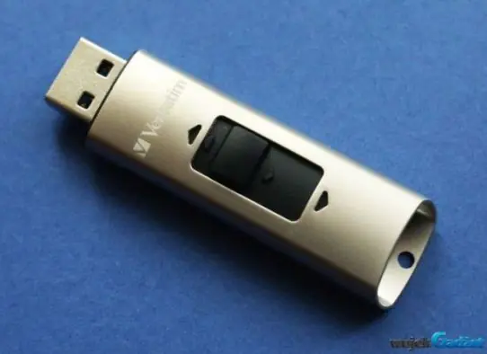 Verbatim_Vx400_128GB_3