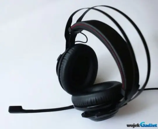 Kingston_HyperX_Cloud_Revolver_11