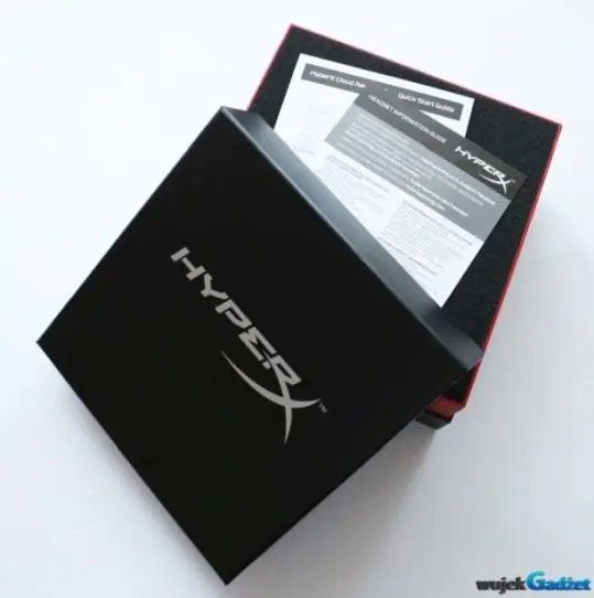 Kingston_HyperX_Cloud_Revolver_2