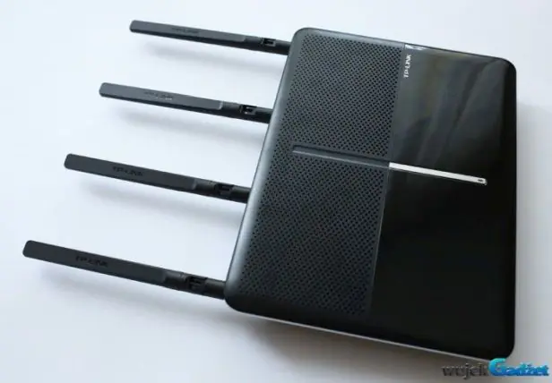 TP-LINK_Archer_C2600_11