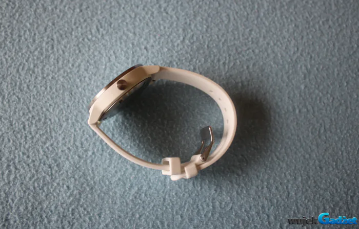 garmin_vivomove_5