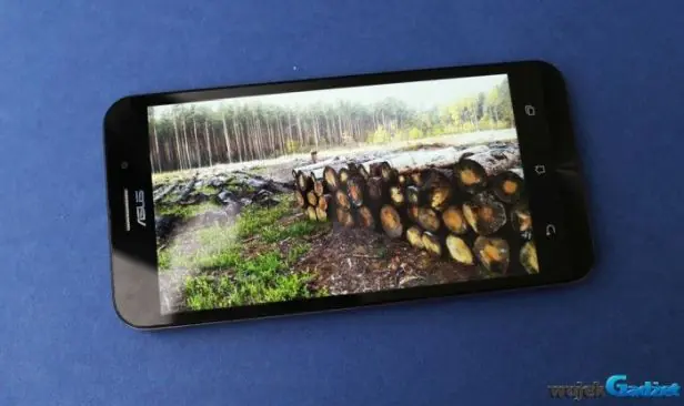 Asus Zenfone Max – duża bateria i dobre parametry