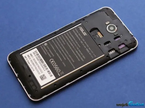 asus_zenfone_max_11
