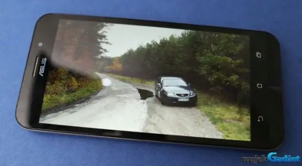 asus_zenfone_max_18