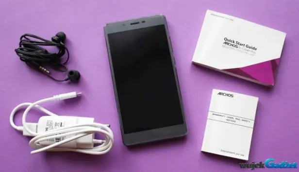 Archos_55_Cobalt_Plus_3