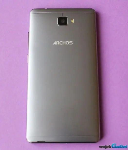 Archos_55_Cobalt_Plus_5