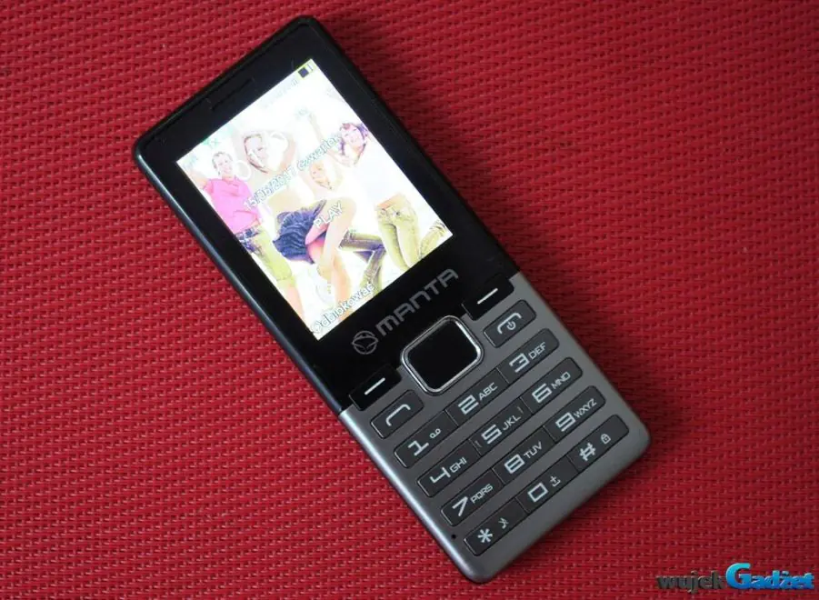 Manta TEL92411GR AVO 2  – recenzja klasycznego telefonu