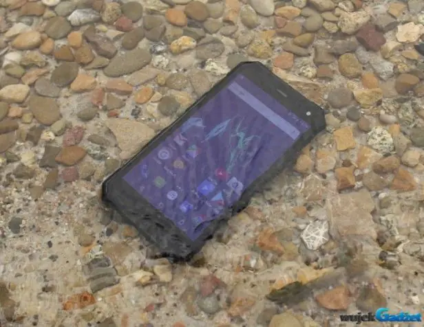 Archos_50_Saphir_10