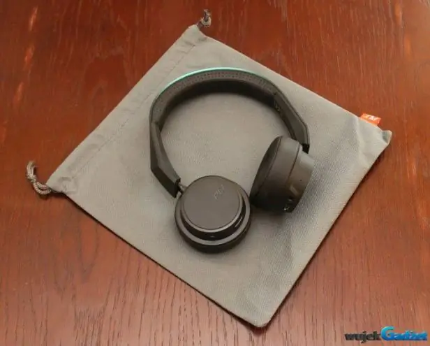Plantronics_BacBeat_Fit_500_13
