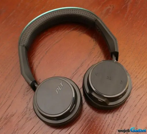 Plantronics_BacBeat_Fit_500_7