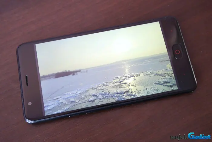 Archos_Diamond_Gamma_15