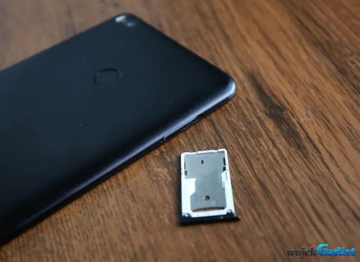 Xiaomi_Mi_Max_2_16