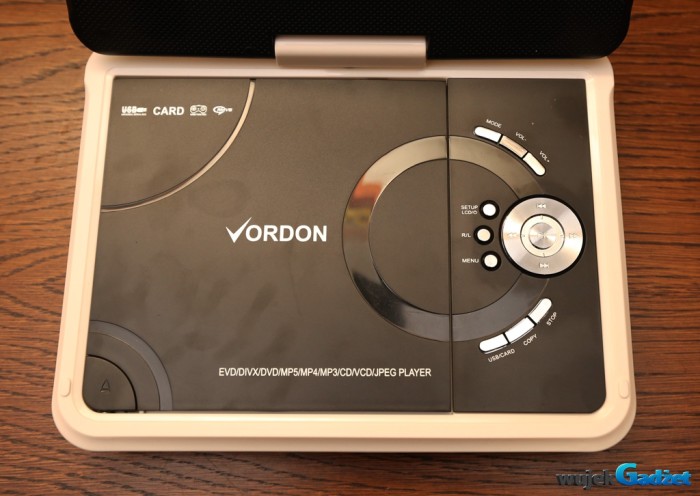 Vordon_portable_dvd_10