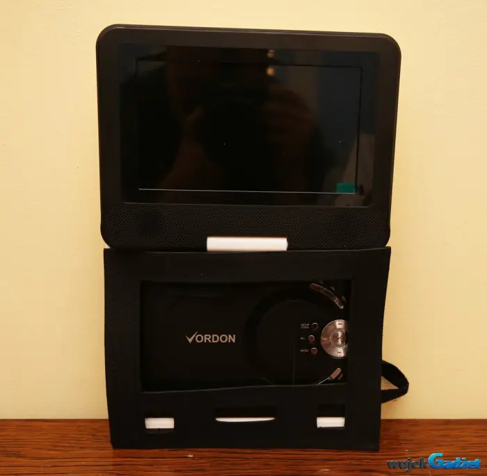 Vordon_portable_dvd_3