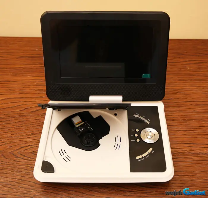 Vordon_portable_dvd_9