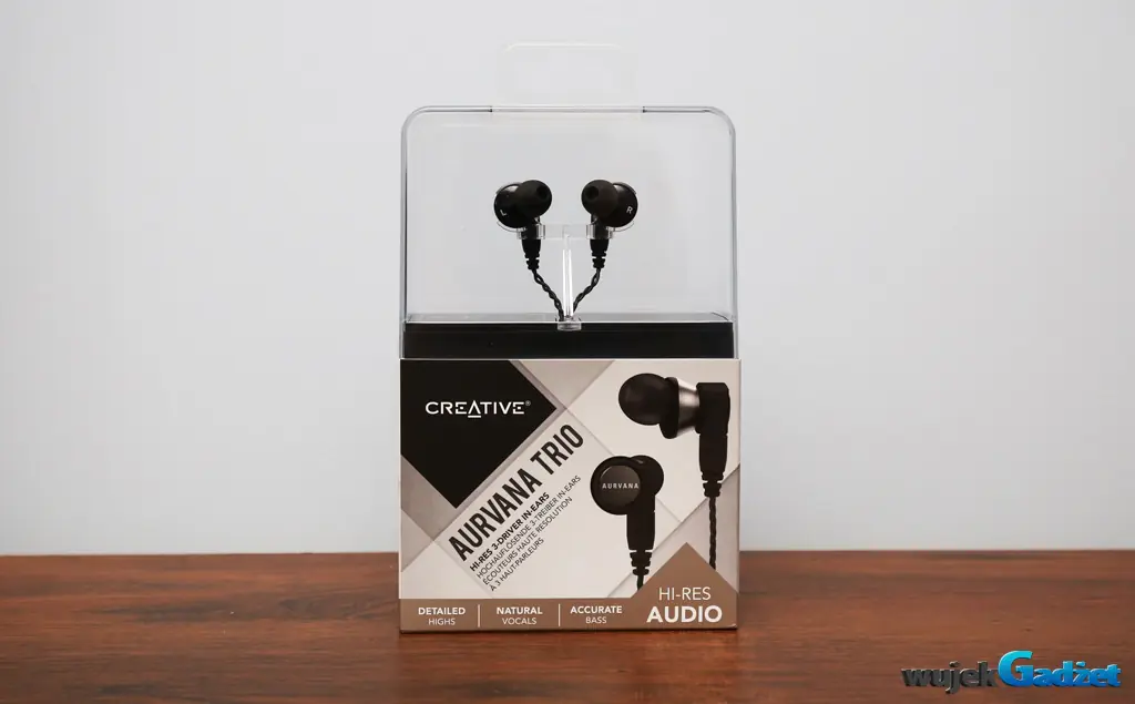 Test audiofilskich słuchawek Creative Aurvana Trio