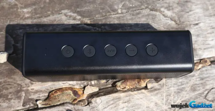 Creative_Metallix_Plus_9