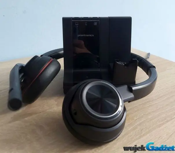 Test zestawu słuchawkowego SAVI 8220 plantronics