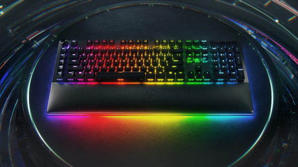 Nowa klawiatura Razer BlackWidow V4 Pro, czyli najwyższa kontrola i immersyjność