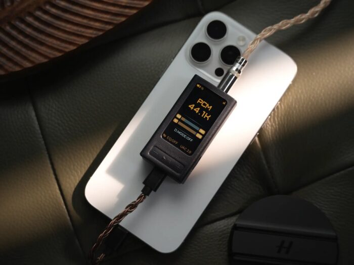 FiiO QX13: Przyszłość Dźwięku Mobilnego: FiiO QX13 – Połączenie Desktopowej Mocy i Kompaktowego Designu