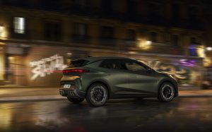 Emocje zelektryfikowane: CUPRA Raval wyznacza nowe standardy osiągów w segmencie miejskich samochodów elektrycznych