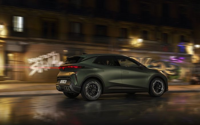 Emocje zelektryfikowane: CUPRA Raval wyznacza nowe standardy osiągów w segmencie miejskich samochodów elektrycznych