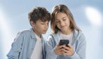 Smartfon zamiast konsoli – jak naprawdę grają polskie dzieci? Zaskakujące wyniki badania Komputronik Smartfon zamiast konsoli – jak naprawdę grają polskie dzieci? Zaskakujące wyniki badania Komputronik