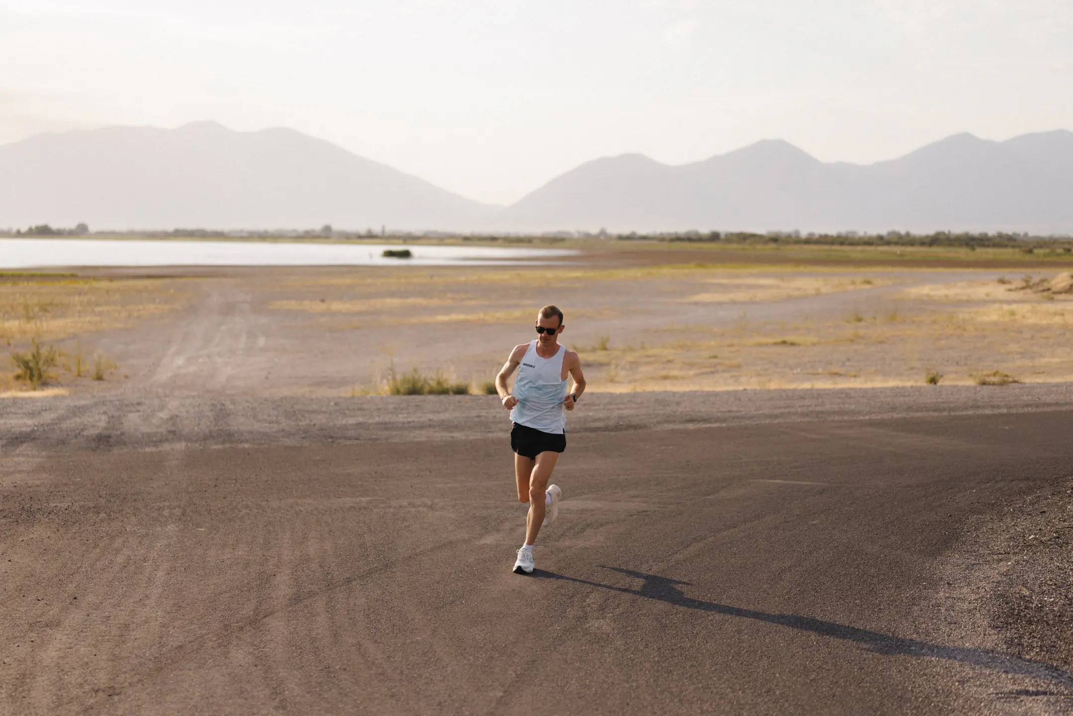 Wyznaczaj kolejne biegowe cele. Suunto przedstawia dwie premiery: zegarek Suunto Run 2 oraz pas pomiaru tętna Suunto Smart Heart Rate Belt 2