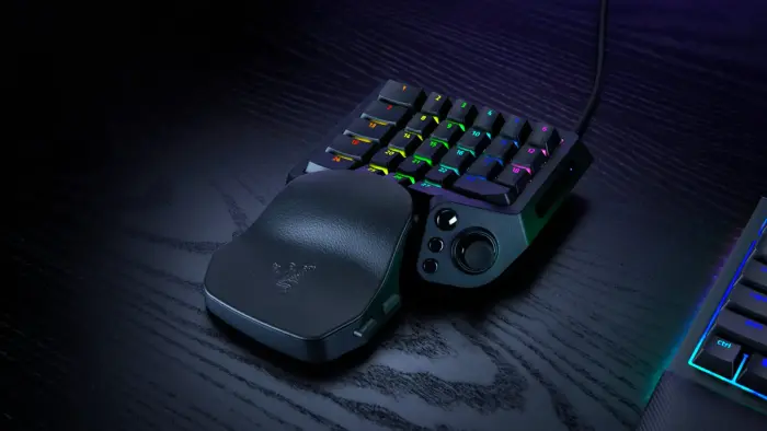 Absolutna dominacja w grach MMO i FPS: Razer przedstawia Tartarus V2 Pro!