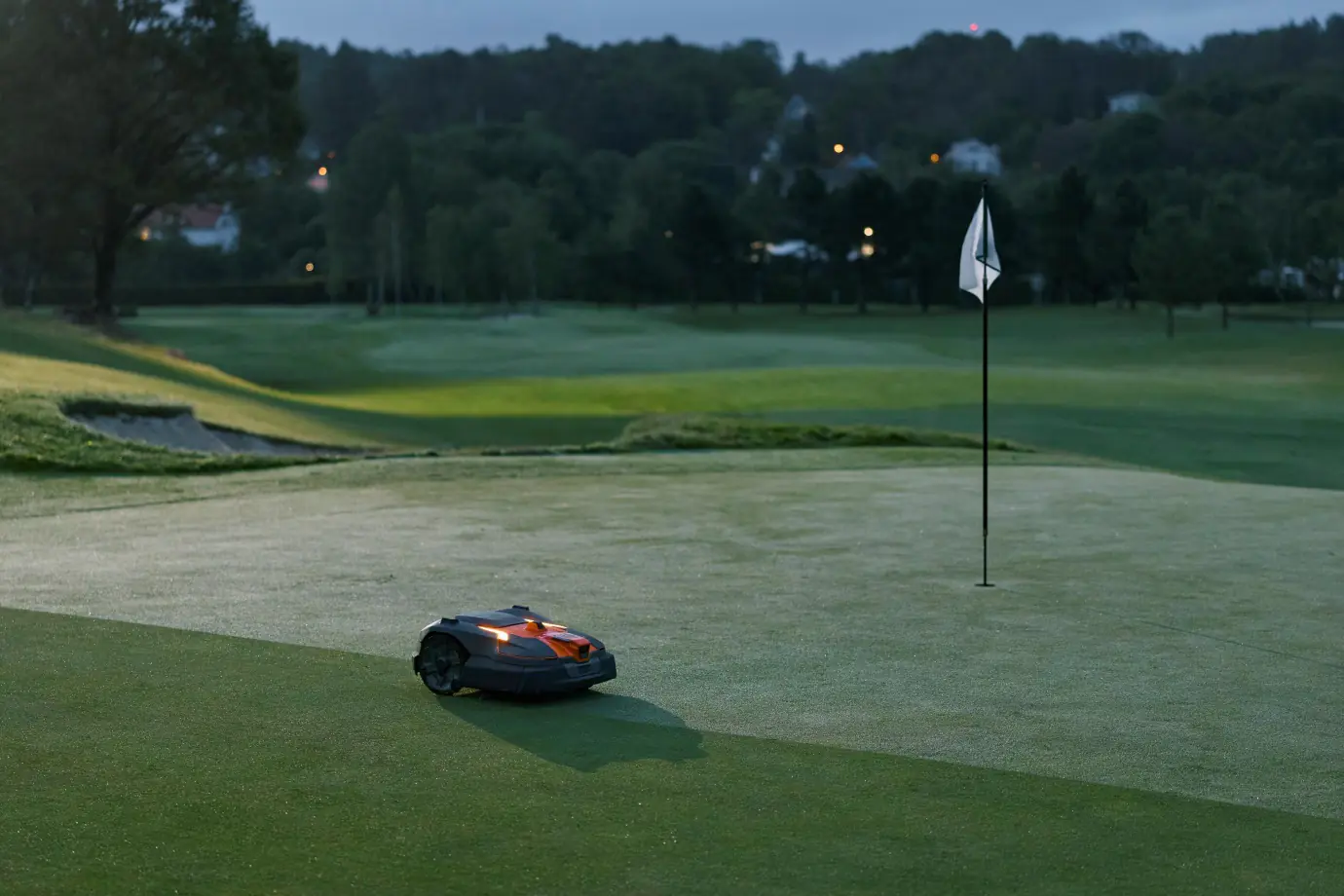 Technologie Husqvarna w centrum przygotowań do British Masters 2026. Marka zaprezentowała dwa nowe rozwiązania dla branży golfowej