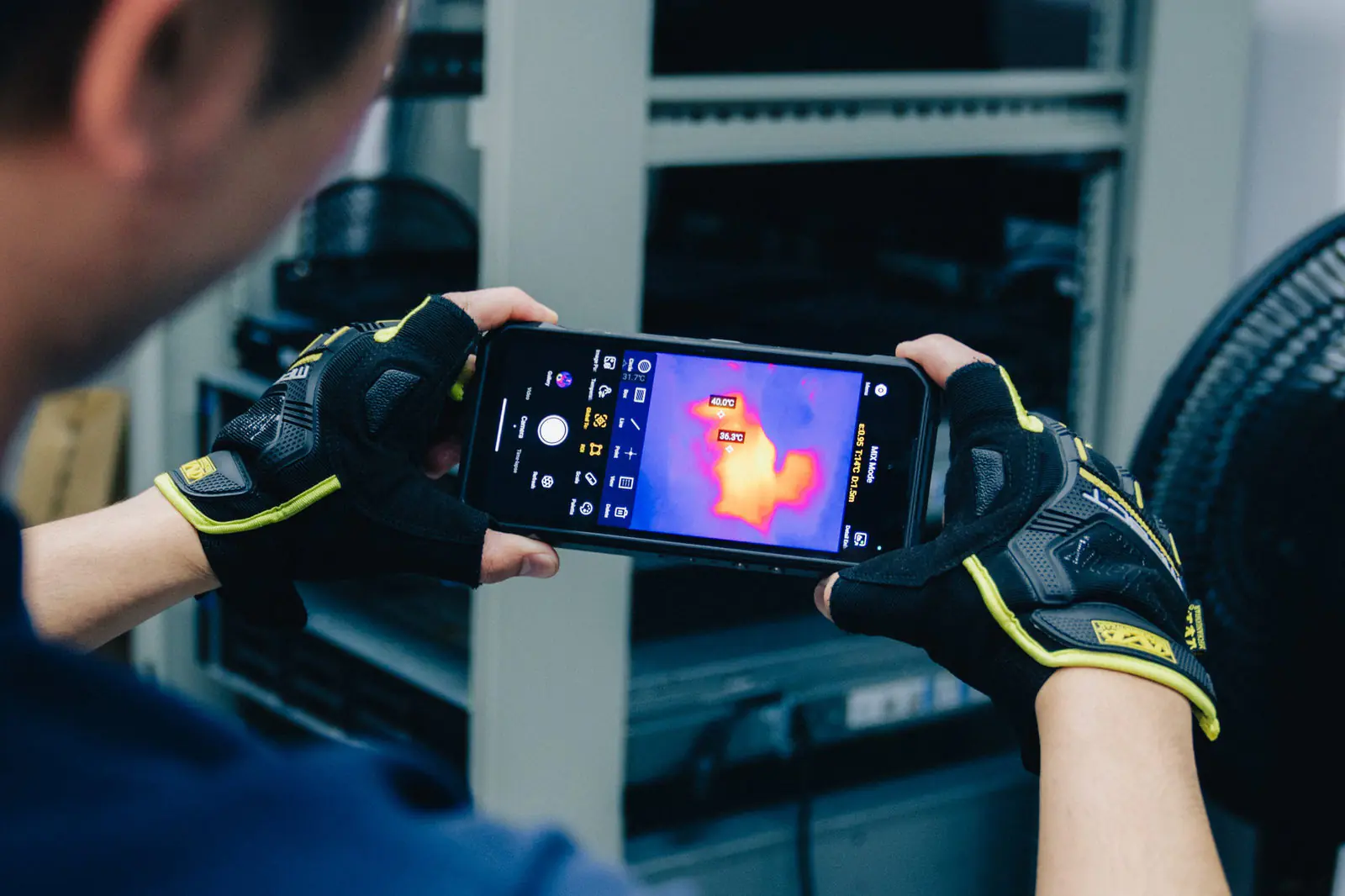 Termowizja i noktowizja w smartfonach Oukitel – gadżet czy realne narzędzie?