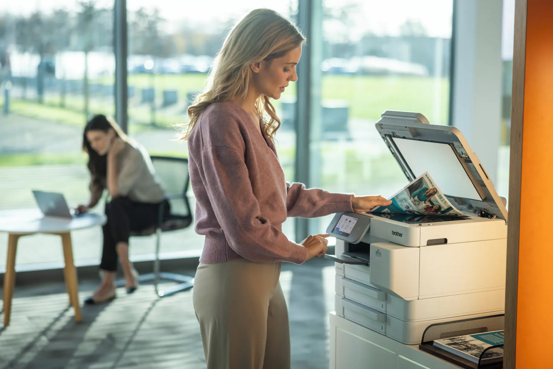 Wydajniejsze drukowanie w kompaktowym wydaniu. Brother przedstawia MFC-J5115DW i MFC-J5117DW – bezprzewodowe urządzenia wielofunkcyjne w technologii atramentowej.